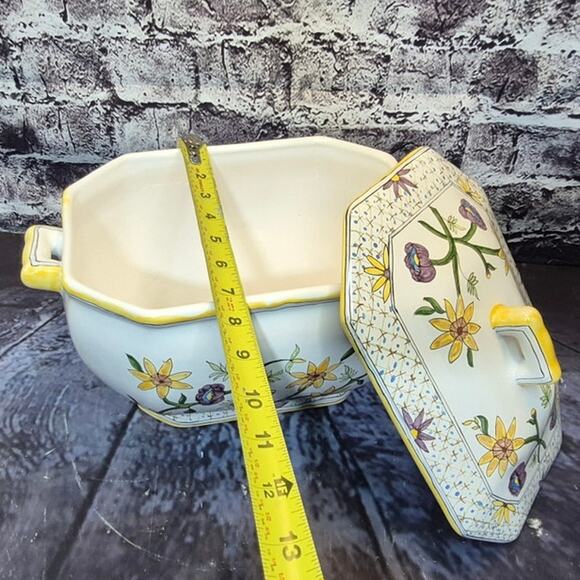 Vintage Hand Painted Ceramic Tureen with underplate by Lis Ceramica - Picture 8 of 11